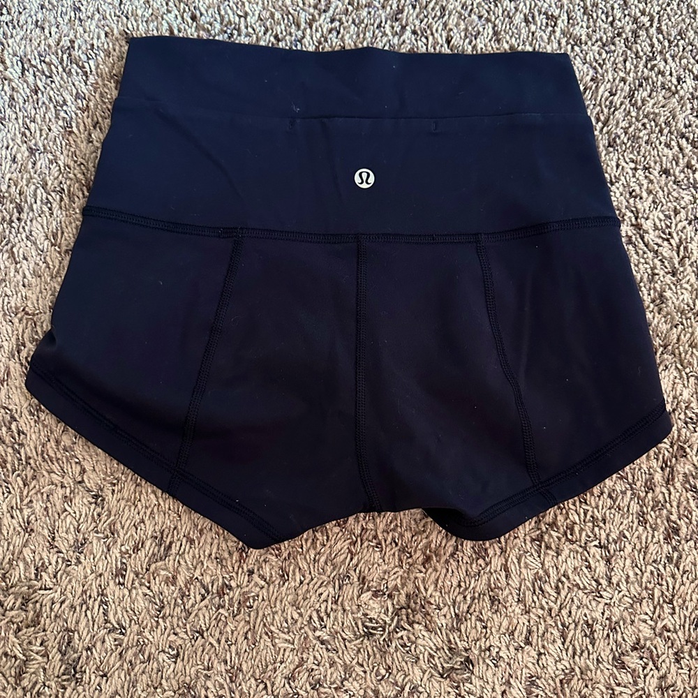 Lululemon Align High Rise Shorts 2”
